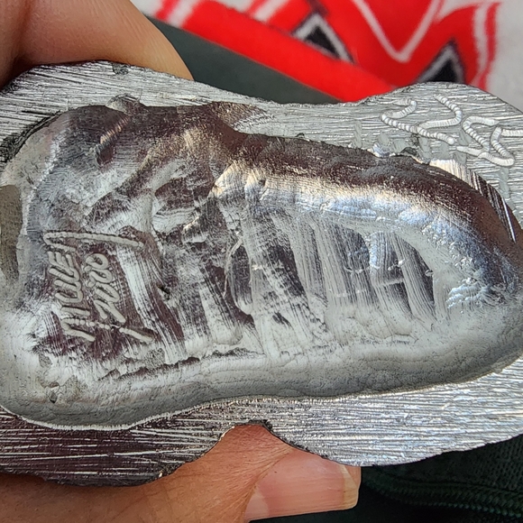 Michael Ricker Pewter 2000 Friendship Gift Of Love, Pigs #2255 Y2k - Picture 6 of 7